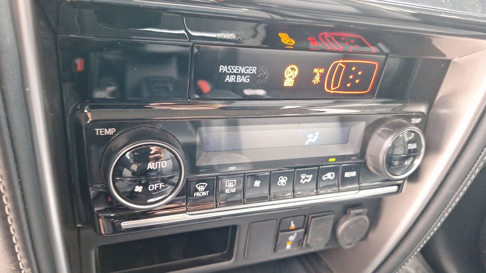 Toyota Fortuner 2023 - Imagen 16 de 16