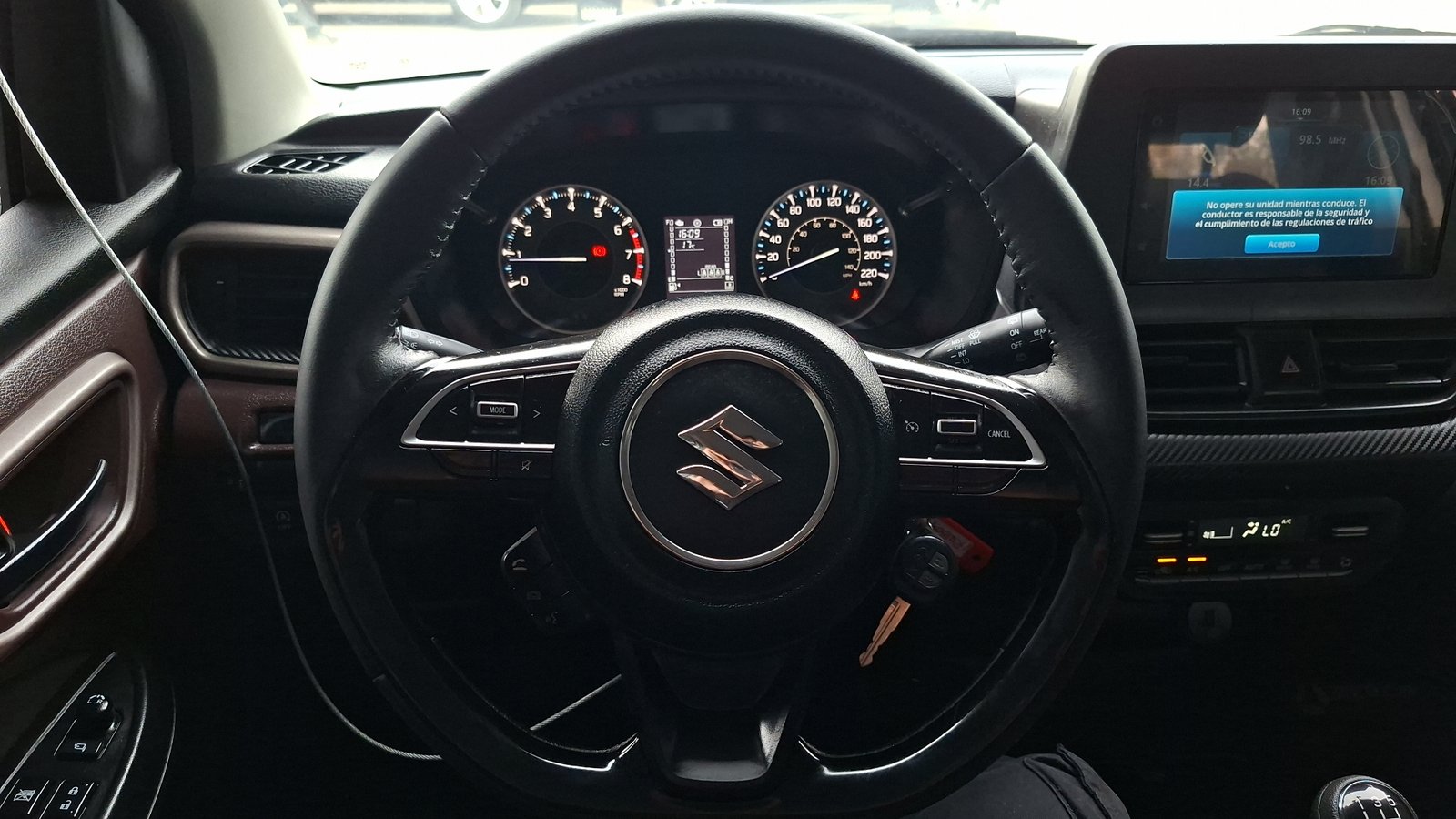 Suzuki Fronx 2026 - Imagen 8 de 15