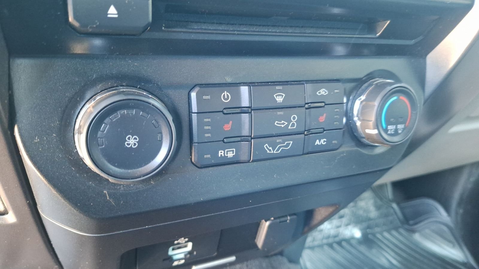 Ford F-150 2017 - Imagen 15 de 15