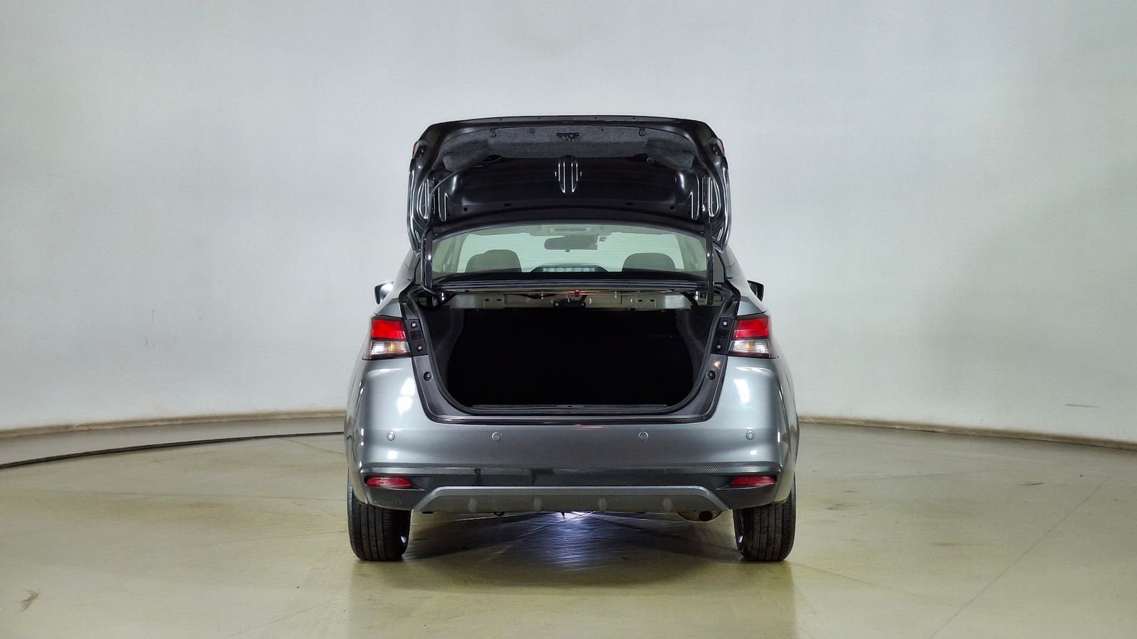 Nissan Versa 2024 - Imagen 6 de 15