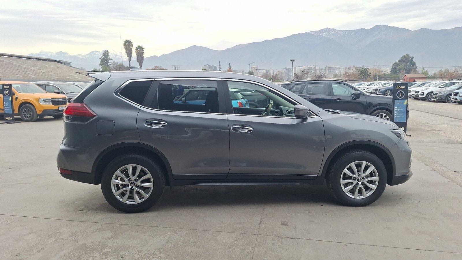 Nissan X-Trail 2023 - Foto 5 de 15