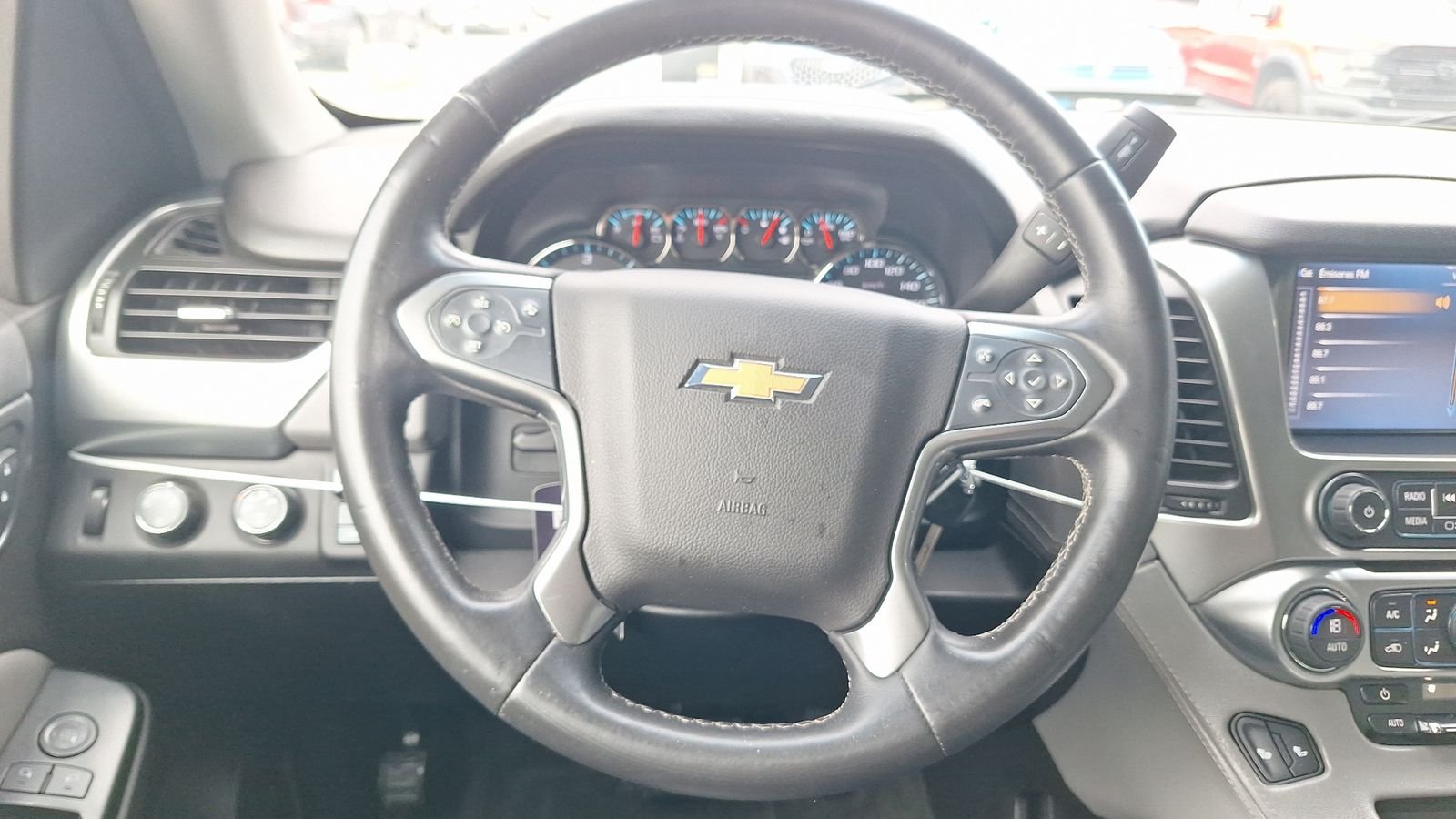 Chevrolet Tahoe 2015 - Imagen 8 de 17