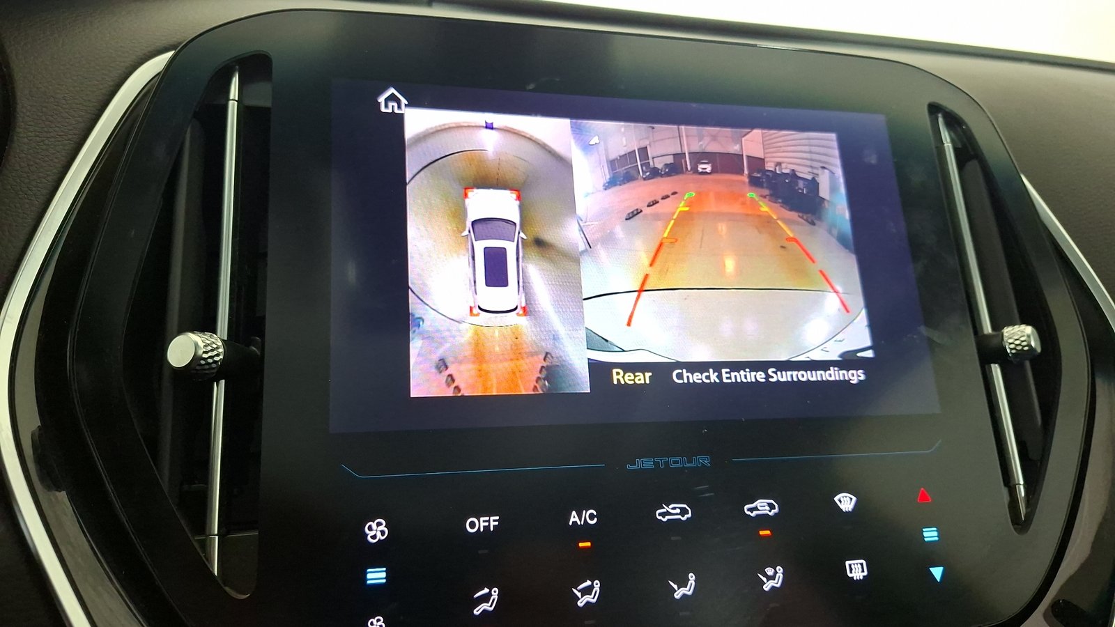 Jetour X70 2025 - Imagen 13 de 18