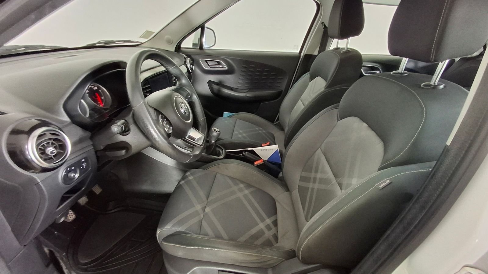 MG 3 2020 - Imagen 14 de 16