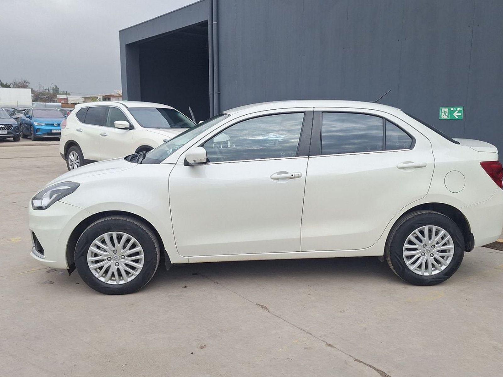 Suzuki Dzire 2022 - Foto 2 de 15