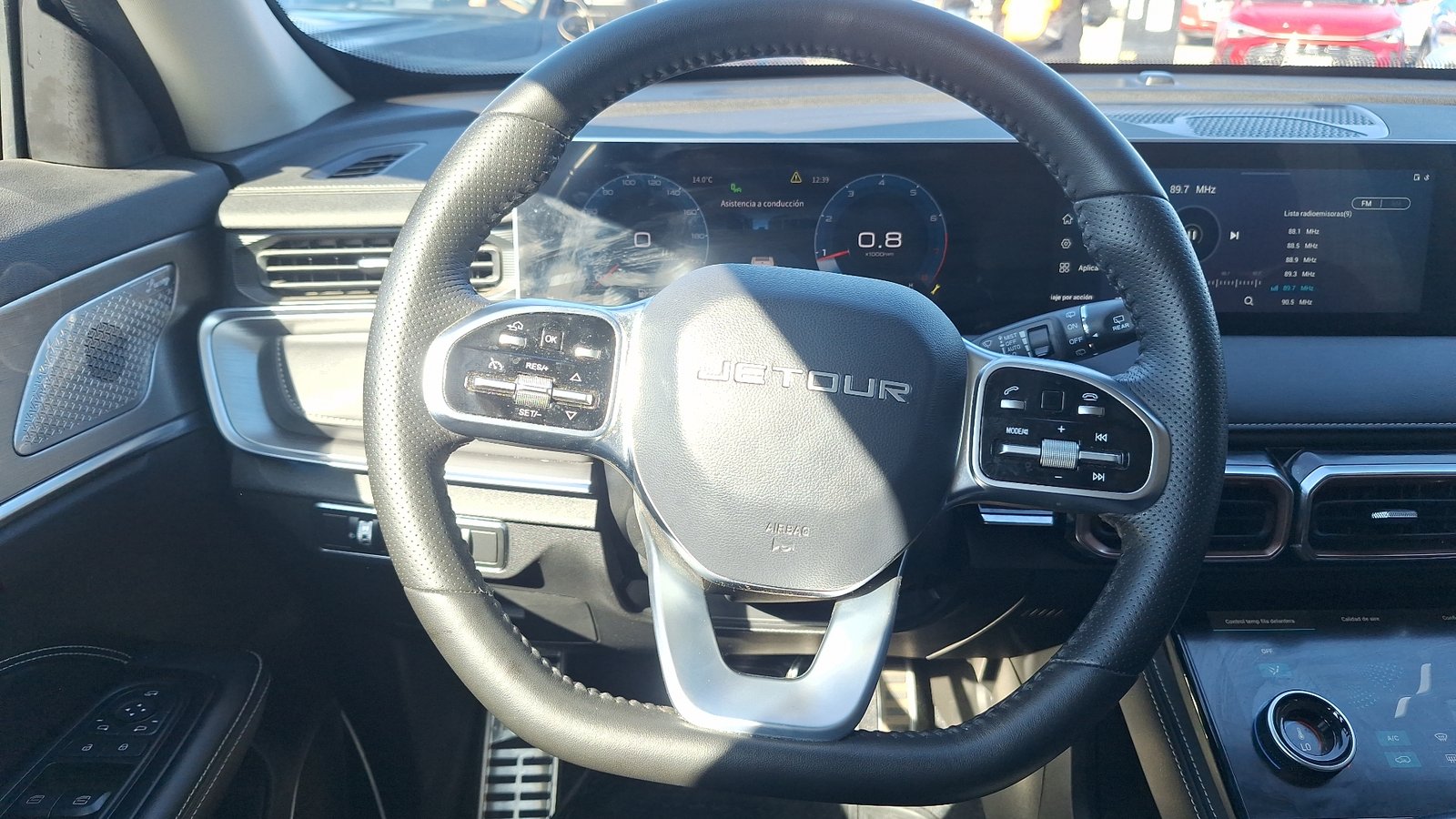 Jetour X70 PLUS 2023 - Imagen 8 de 17