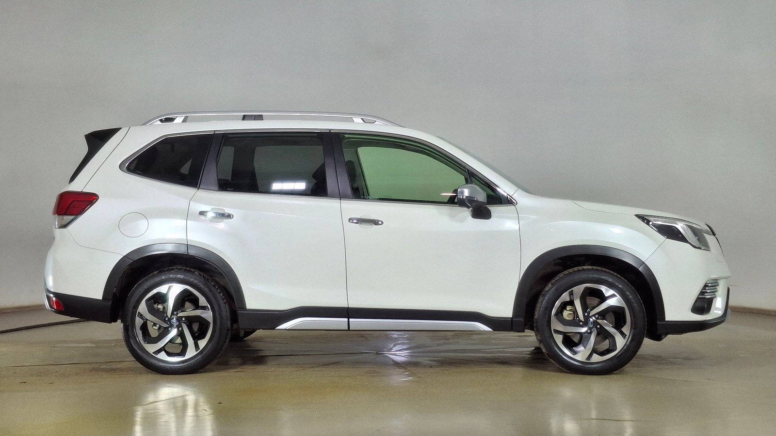 Subaru Forester 2025 - Foto 4 de 17