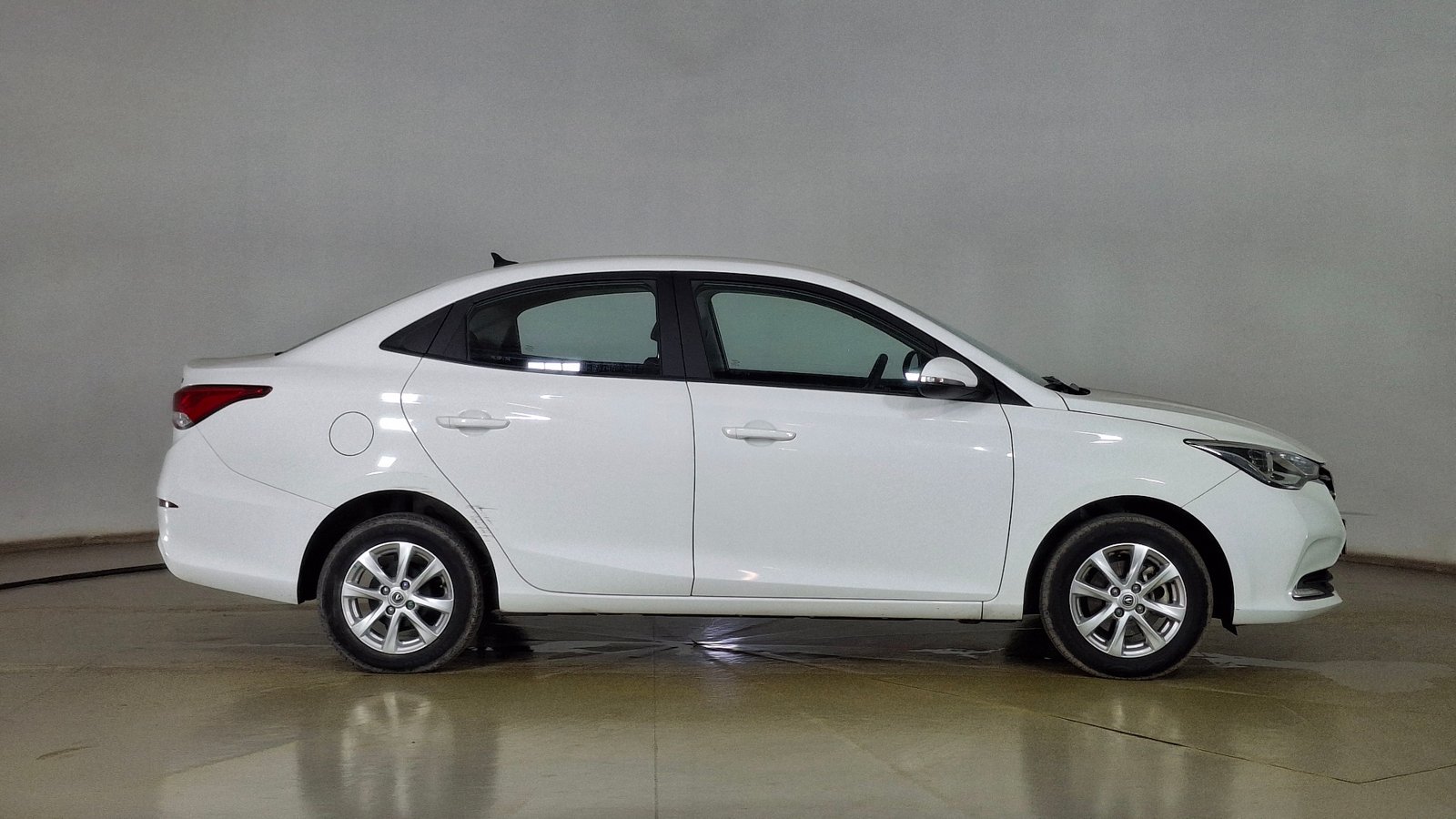 Changan Alsvin 2022 - Foto 4 de 16