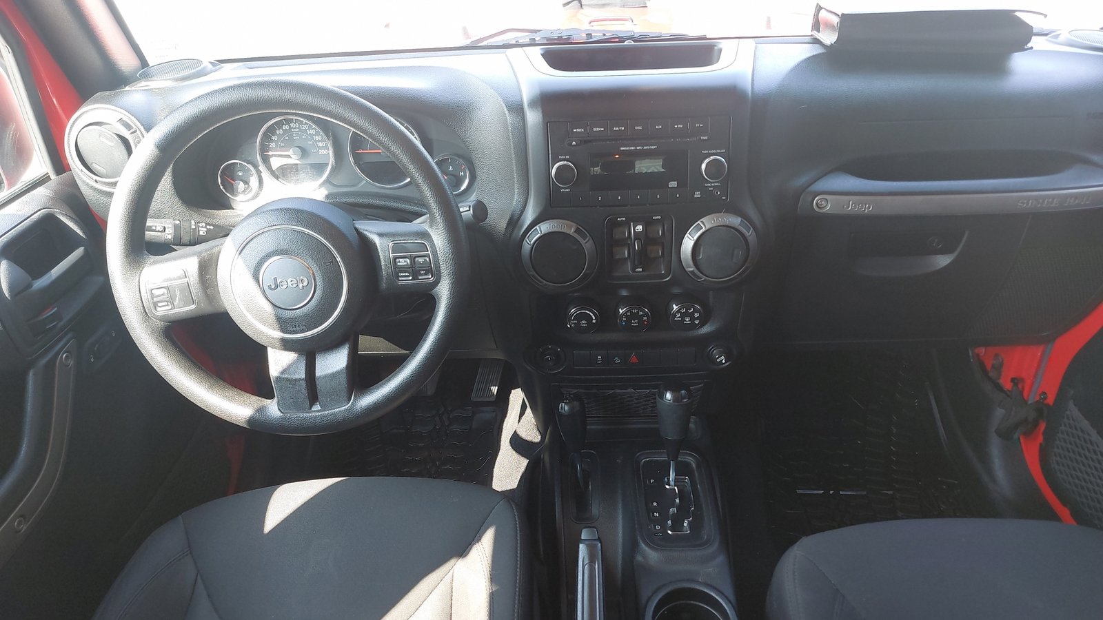 Jeep Wrangler 2015 - Imagen 6 de 14
