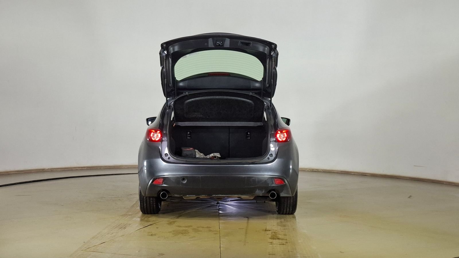 Mazda Mazda 3 2016 - Imagen 6 de 18
