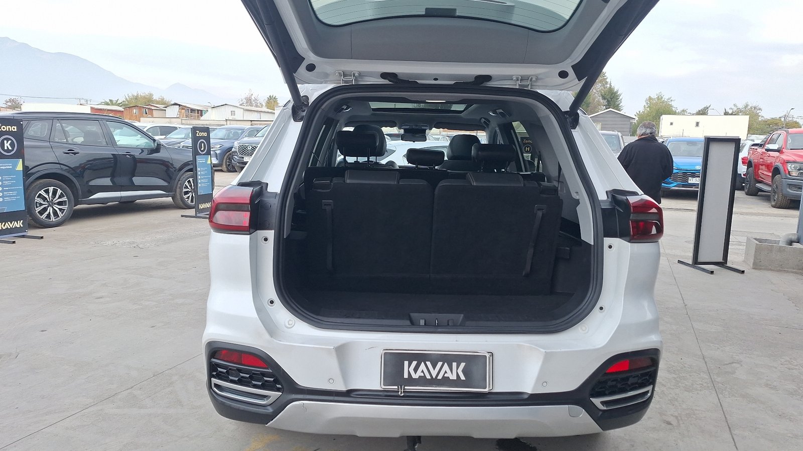 Chery Tiggo 8 2021 - Imagen 4 de 17