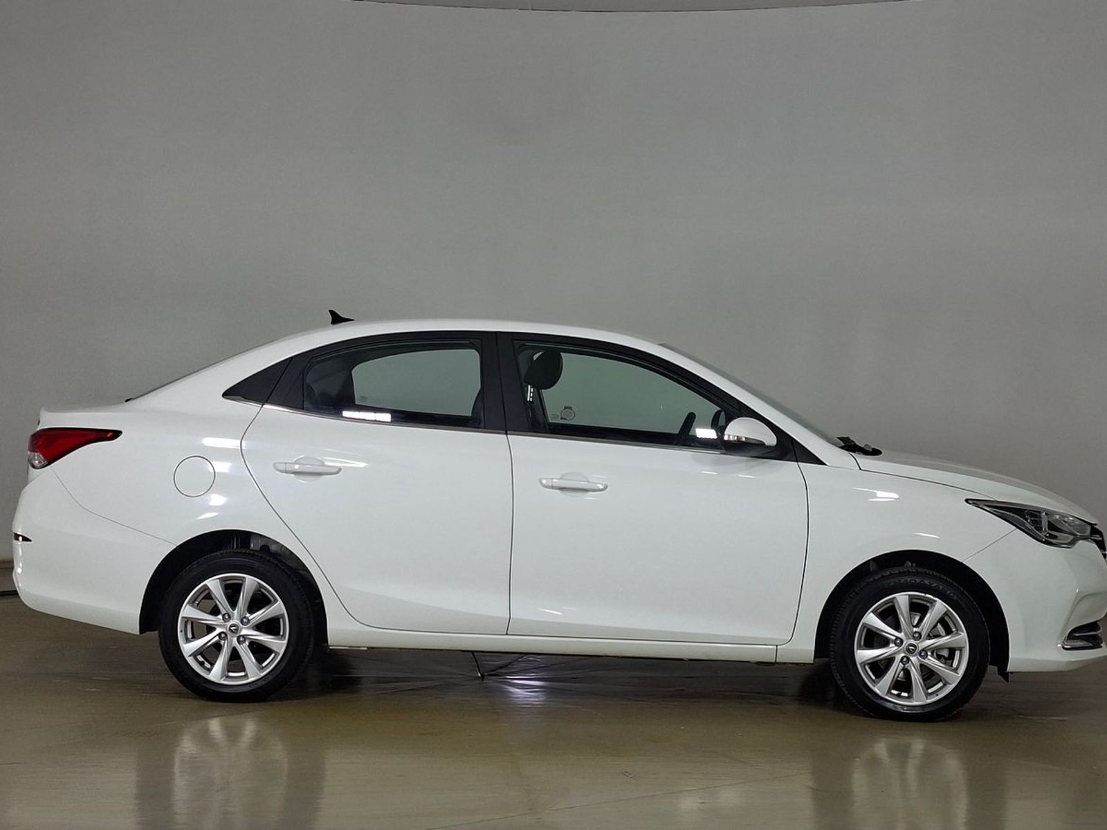 Changan Alsvin 2022 - Foto 4 de 17