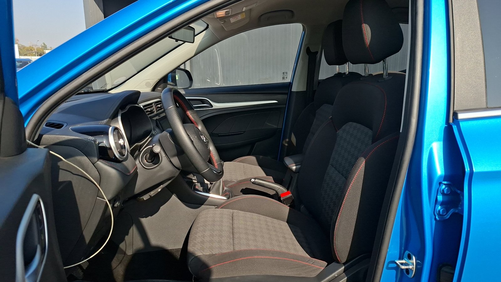 Mg ZX 2025 - Imagen 13 de 15