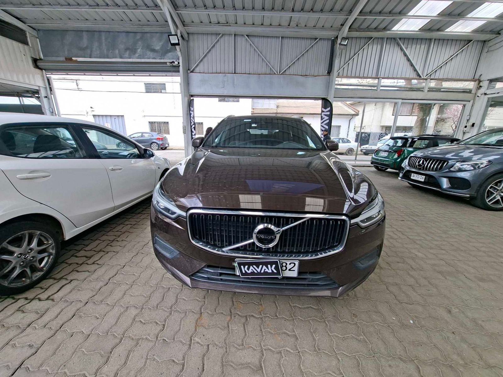 Volvo XC60 2018 - Foto 2 de 4