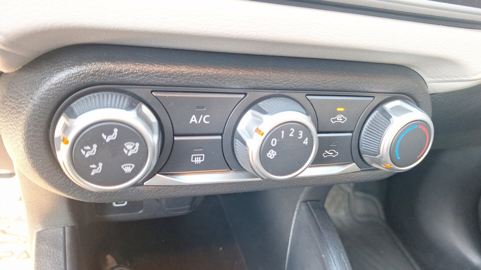 Nissan Versa 2020 - Imagen 15 de 15