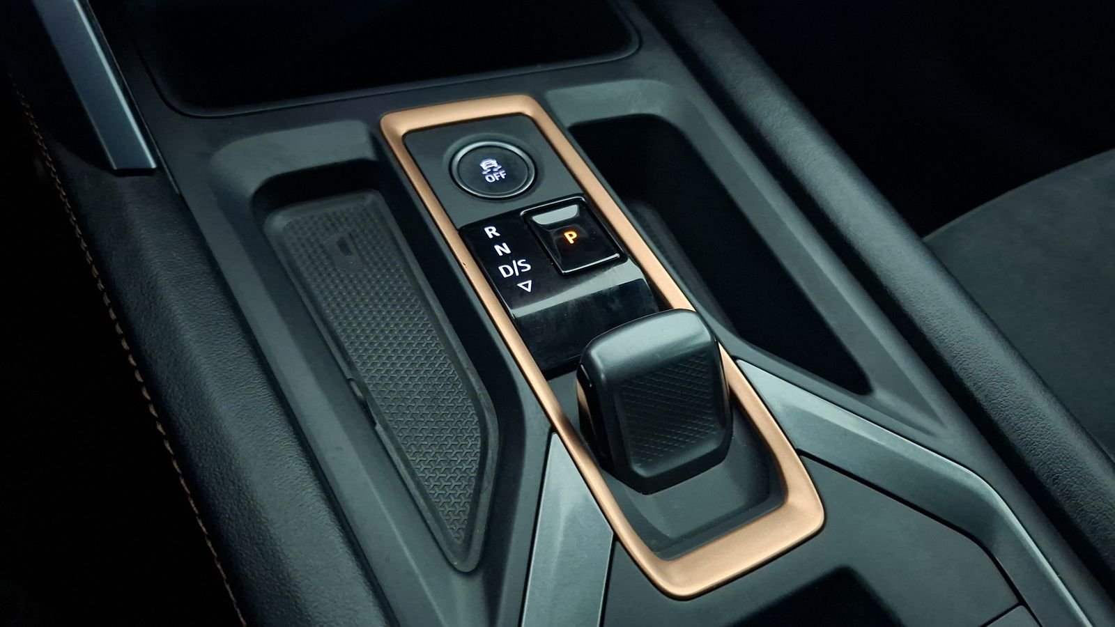 Cupra Leon 2025 - Imagen 11 de 17