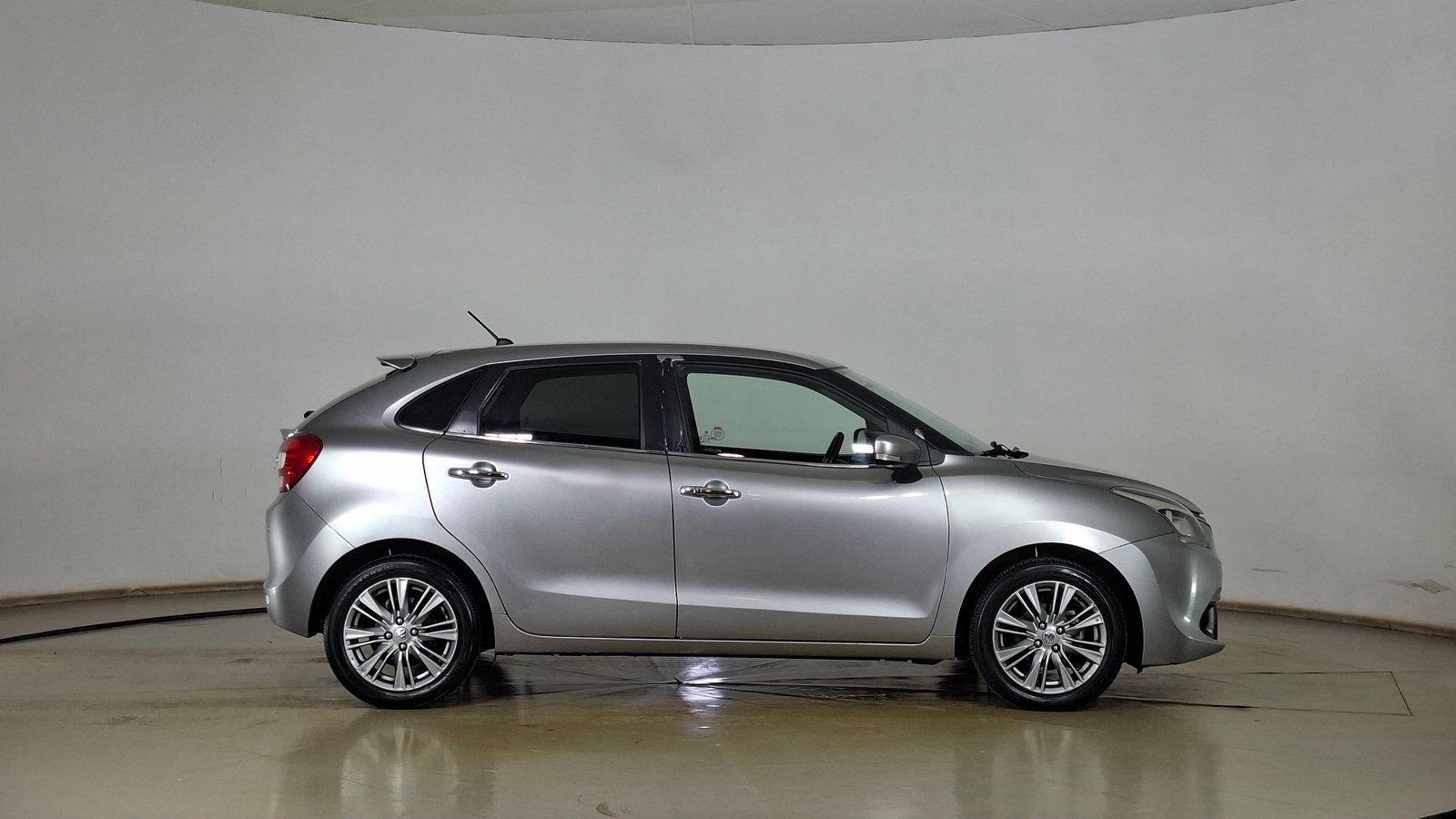 Suzuki Baleno 2017 - Foto 4 de 17