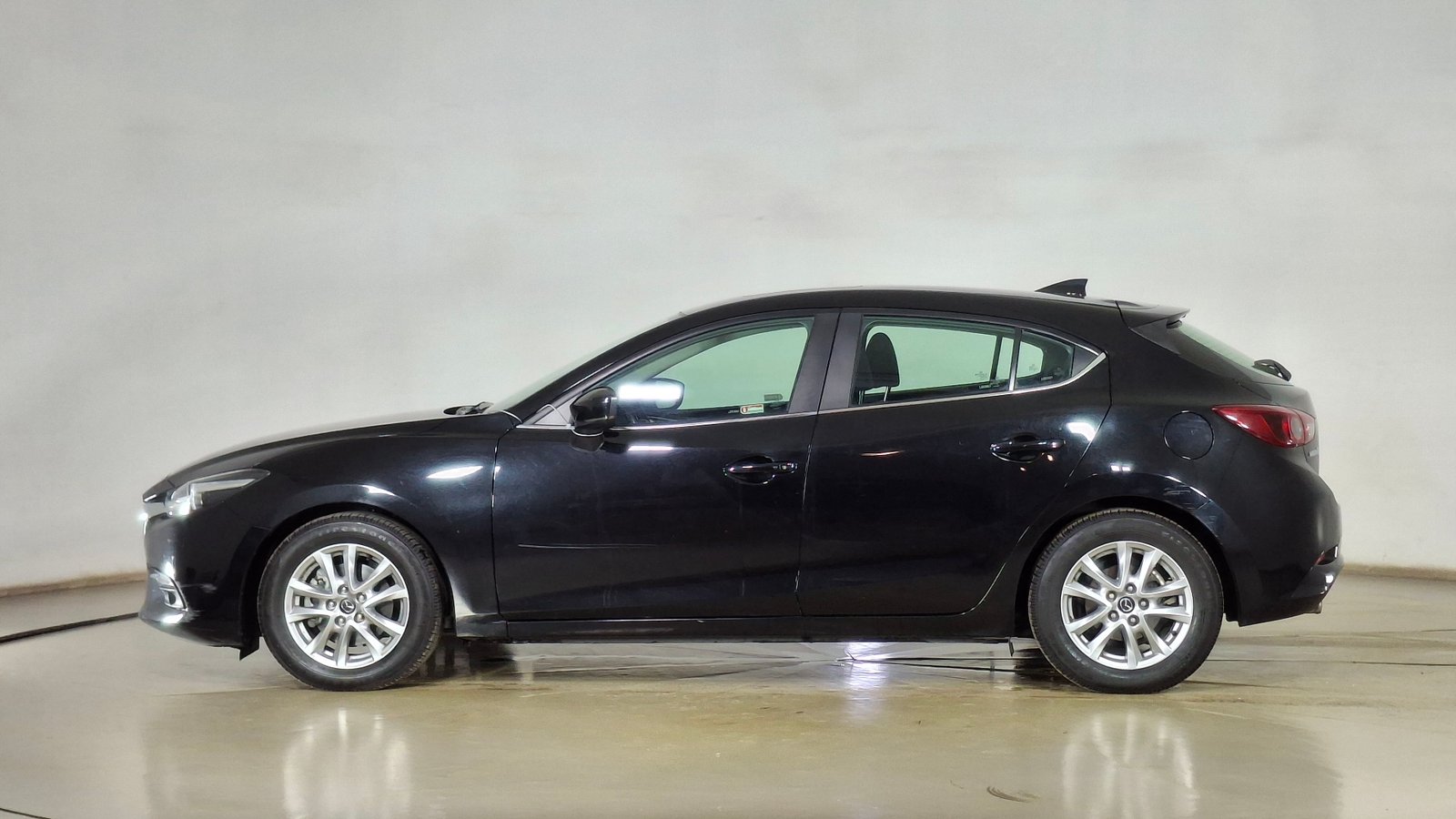 Mazda Mazda 3 2019 - Imagen 7 de 17