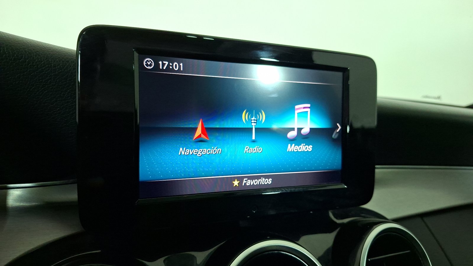 Mercedes Benz Clase C 2019 - Imagen 11 de 18