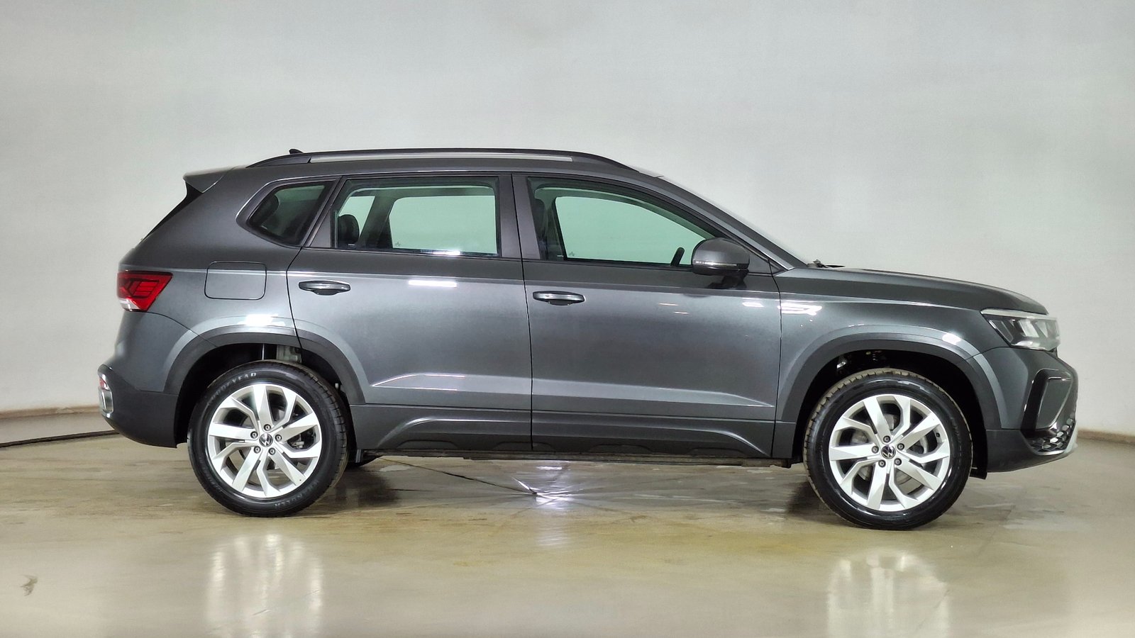 Volkswagen Taos 2024 - Imagen 4 de 16
