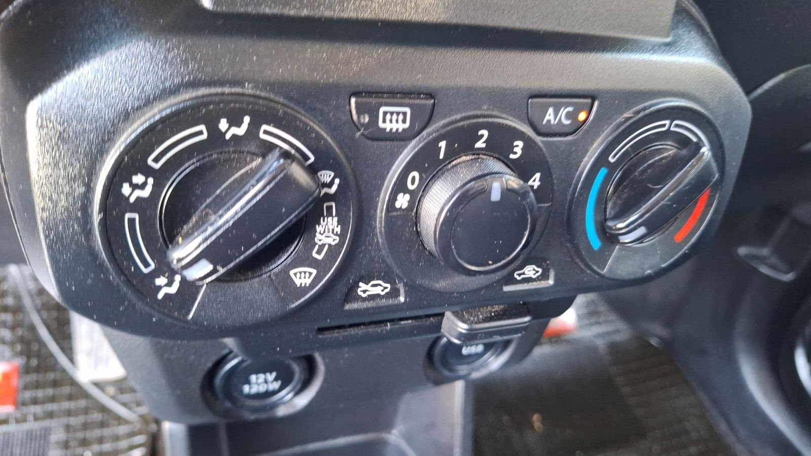 Suzuki S-Presso 2024 - Imagen 15 de 15