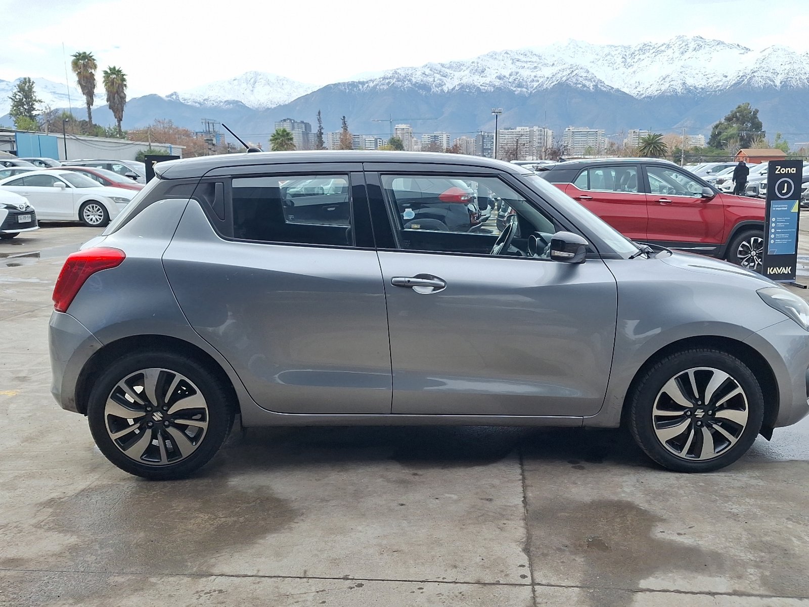 Suzuki Swift 2018 - Foto 5 de 14