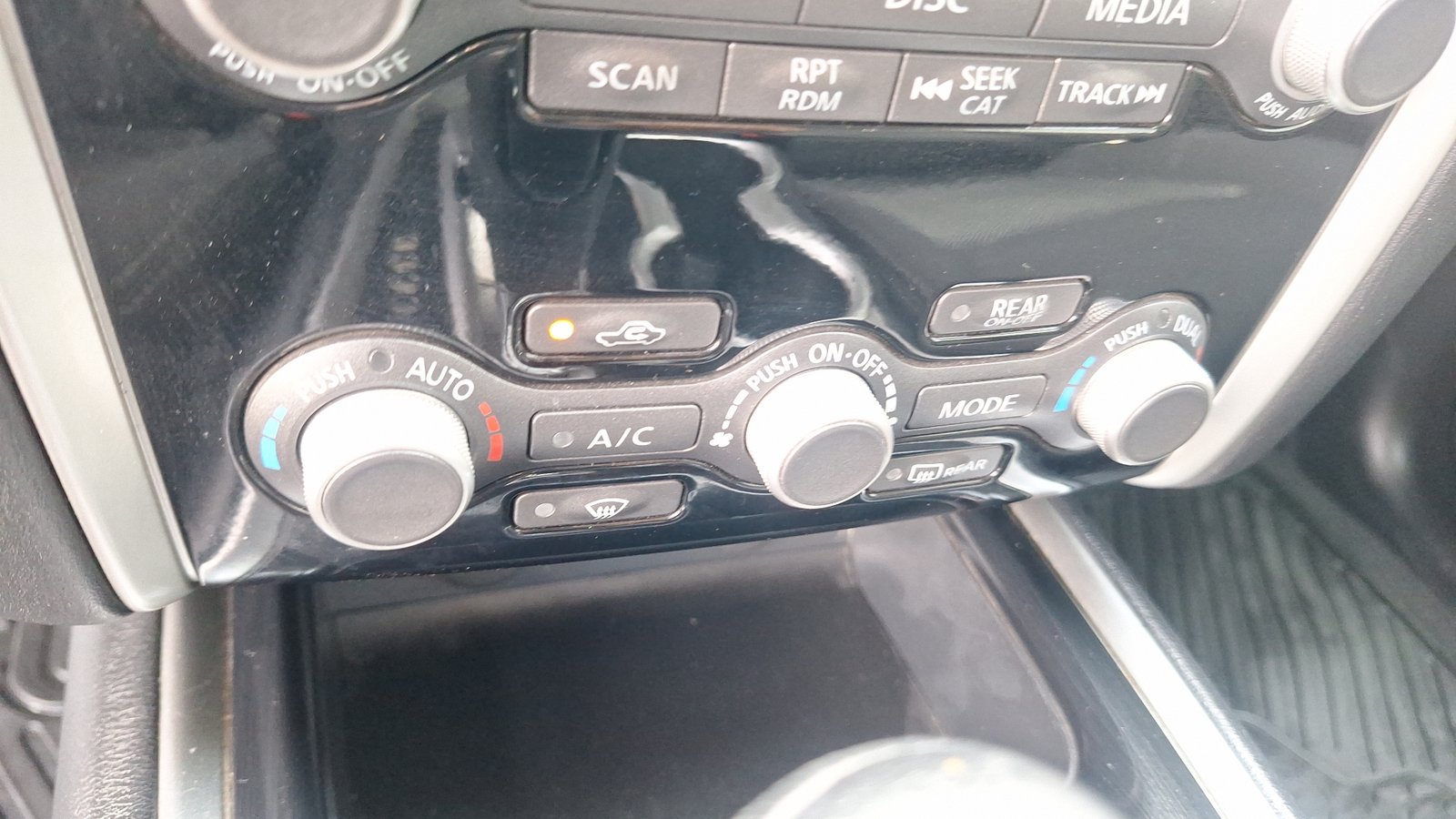 Nissan Pathfinder 2018 - Imagen 16 de 16