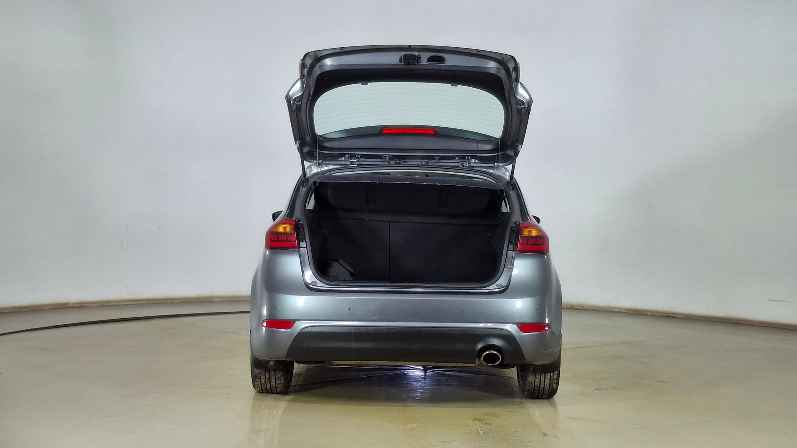 Kia CERATO 5 2019 - Imagen 6 de 17