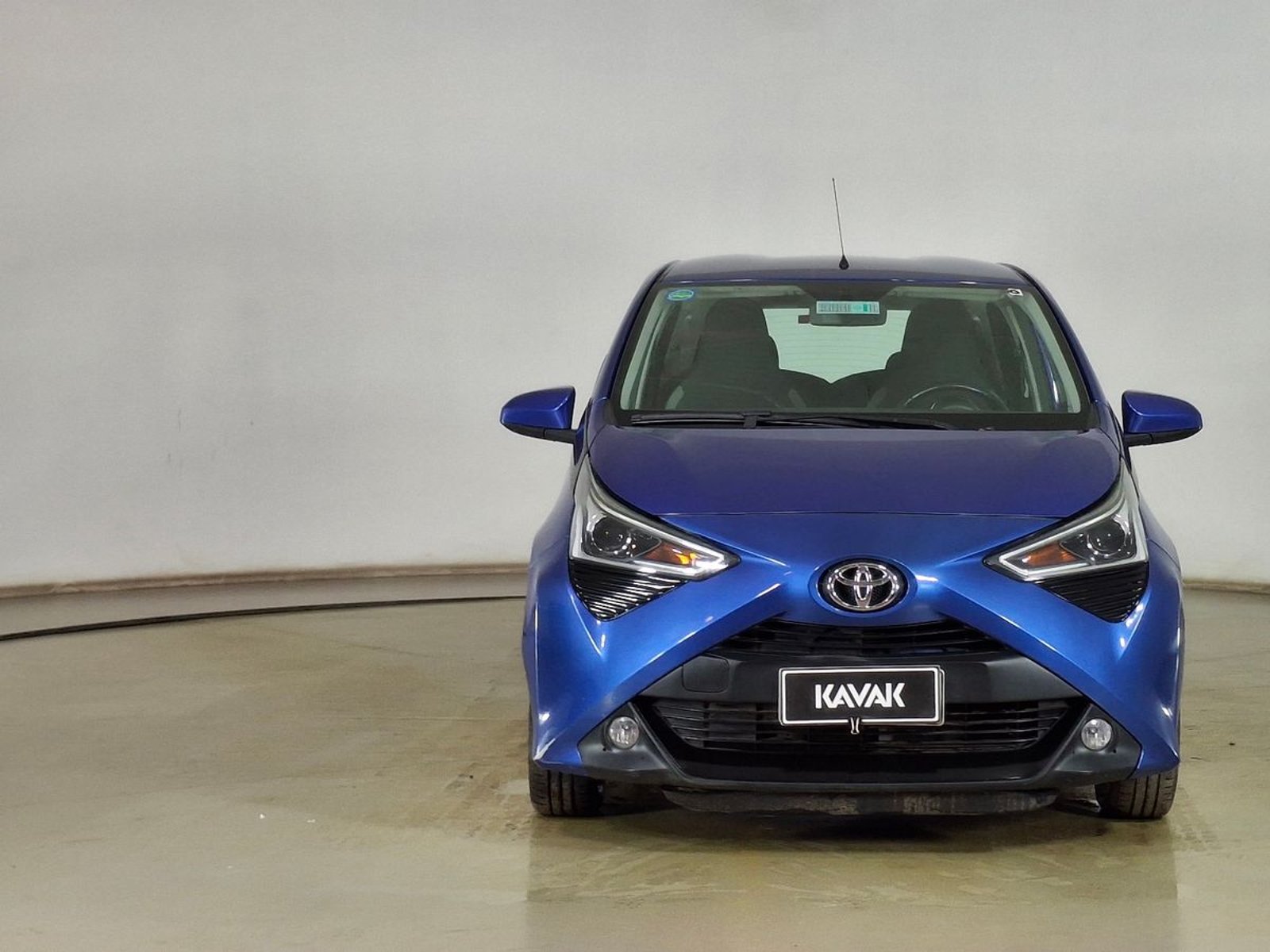 Toyota AYGO 2020 - Foto 2 de 16