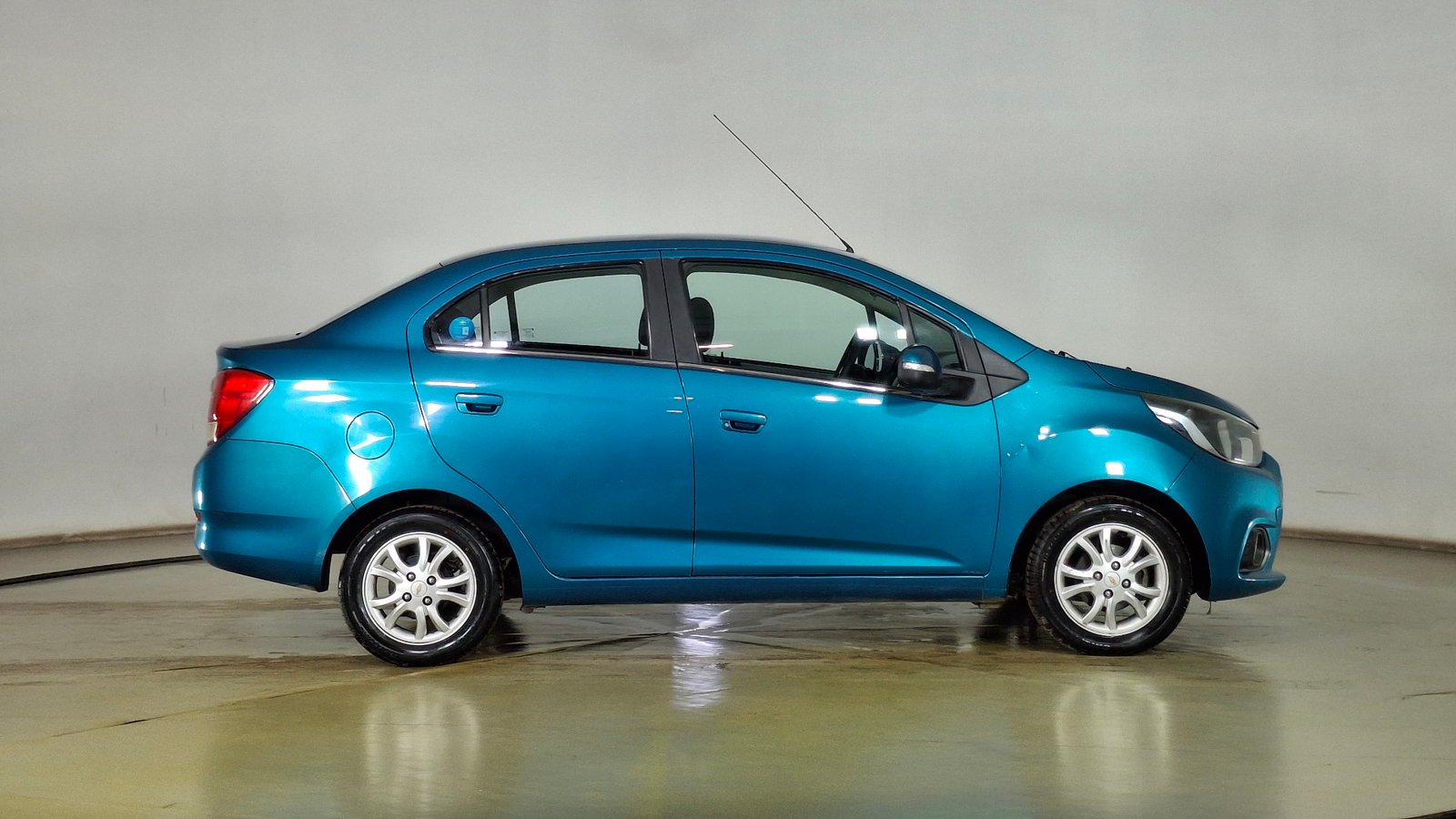 Chevrolet Spark 2021 - Imagen 4 de 16