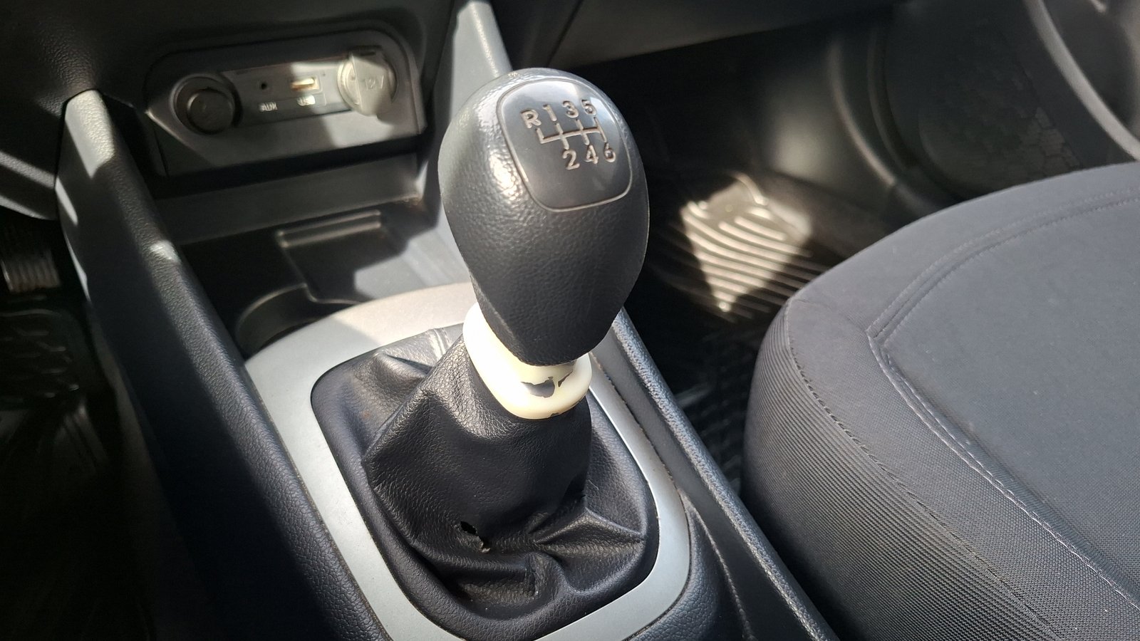 Kia RIO 5 2016 - Imagen 11 de 14