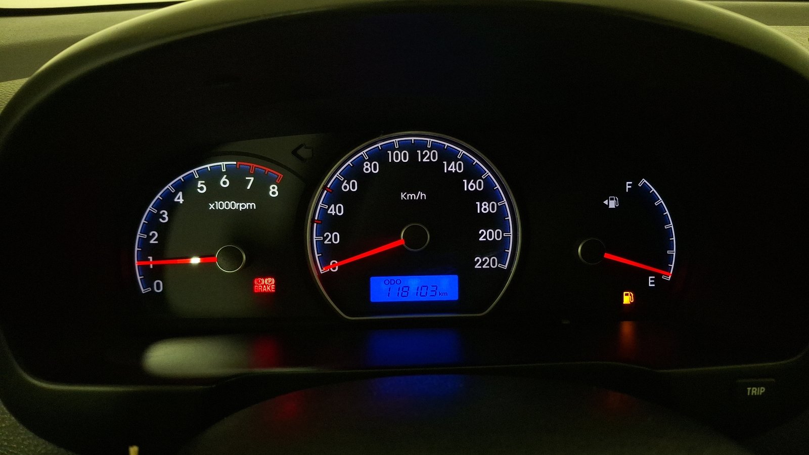 Hyundai Elantra 2011 - Imagen 9 de 15