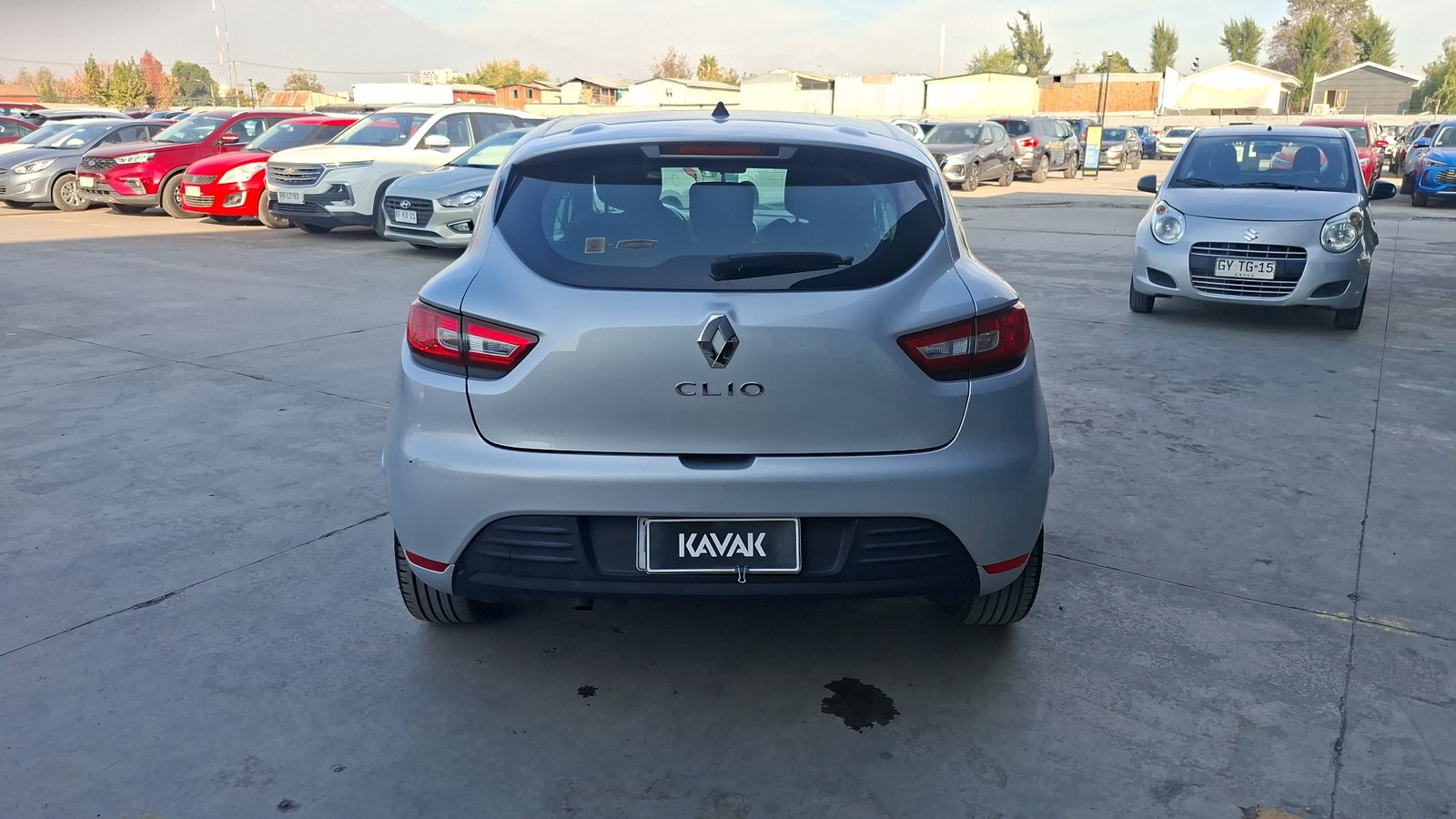 Renault Clio 2021 - Foto 3 de 14