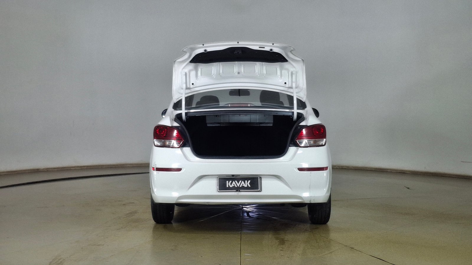 Kia Soluto 2020 - Imagen 6 de 16