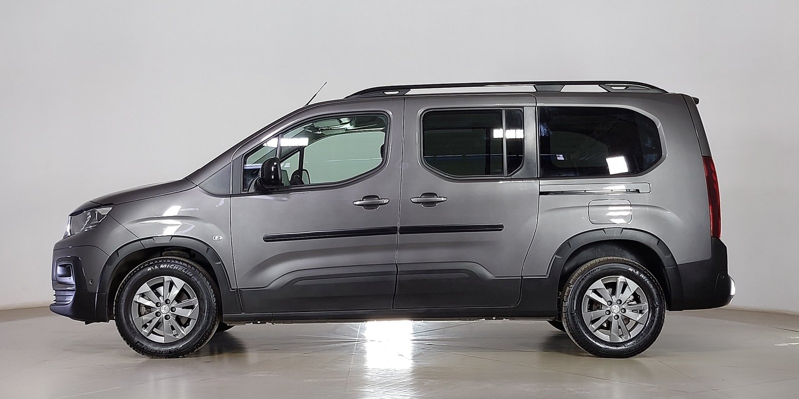 Peugeot Rifter 2023 - Imagen 7 de 16