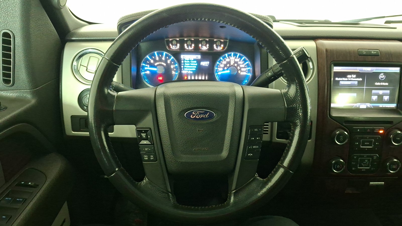 Ford F-150 2014 - Imagen 9 de 17