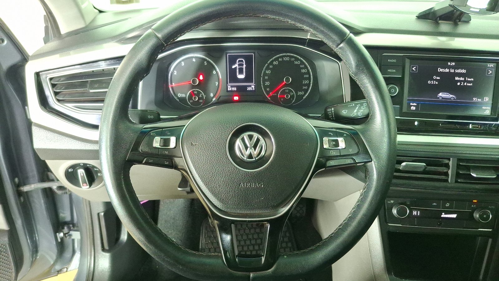 Volkswagen Polo 2021 - Imagen 8 de 15