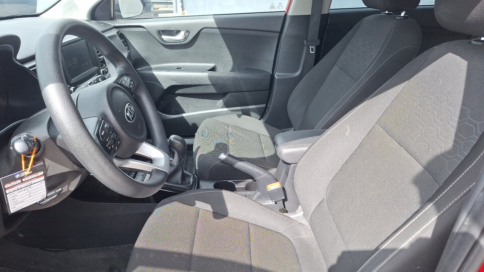 Kia RIO 5 2021 - Imagen 14 de 15
