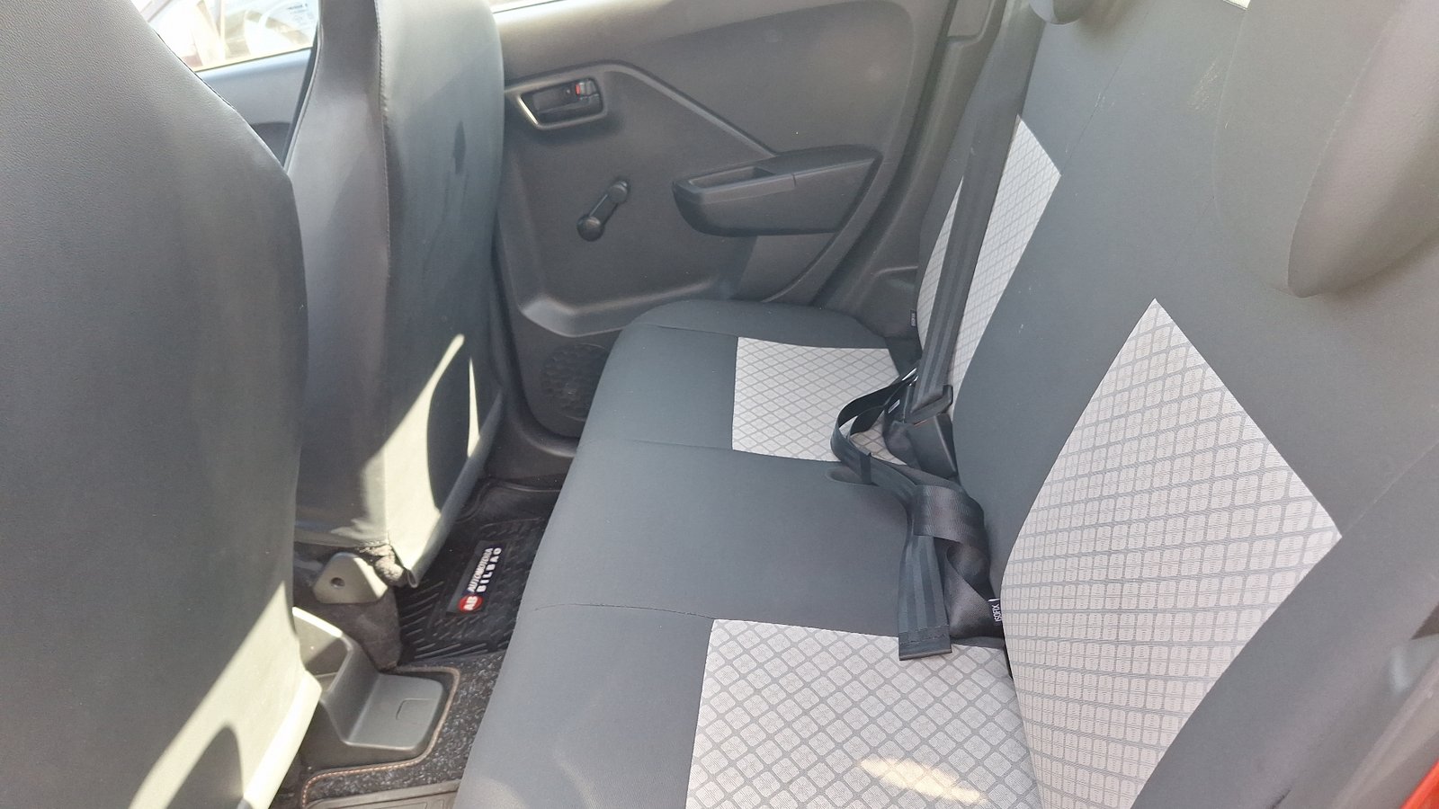 Suzuki Alto 2024 - Imagen 12 de 14