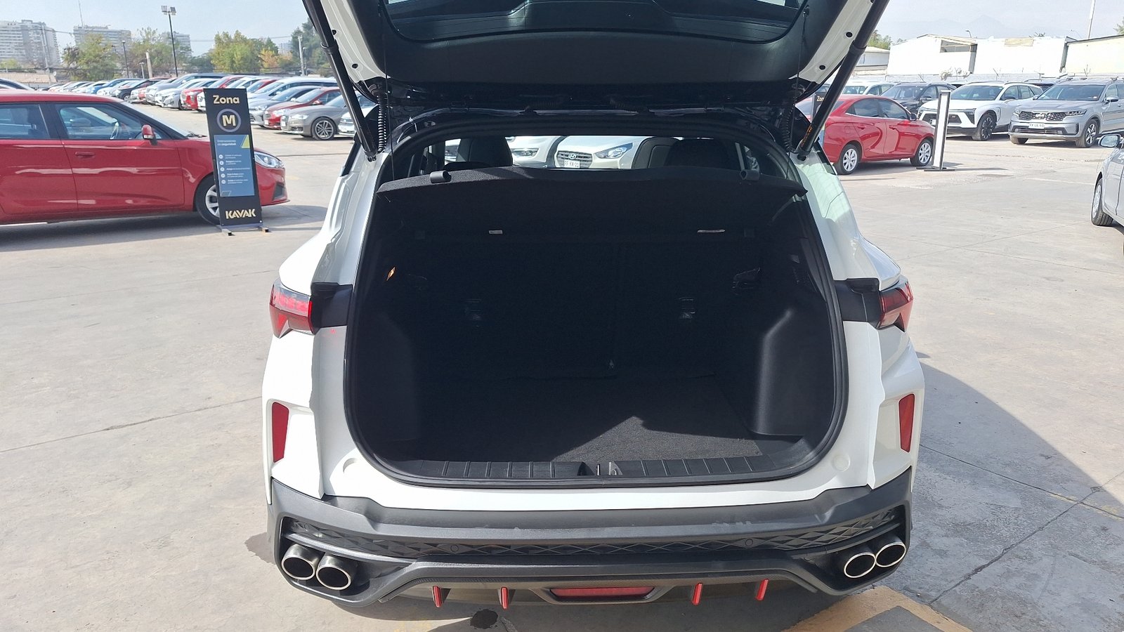 Geely Coolray 2024 - Imagen 4 de 16