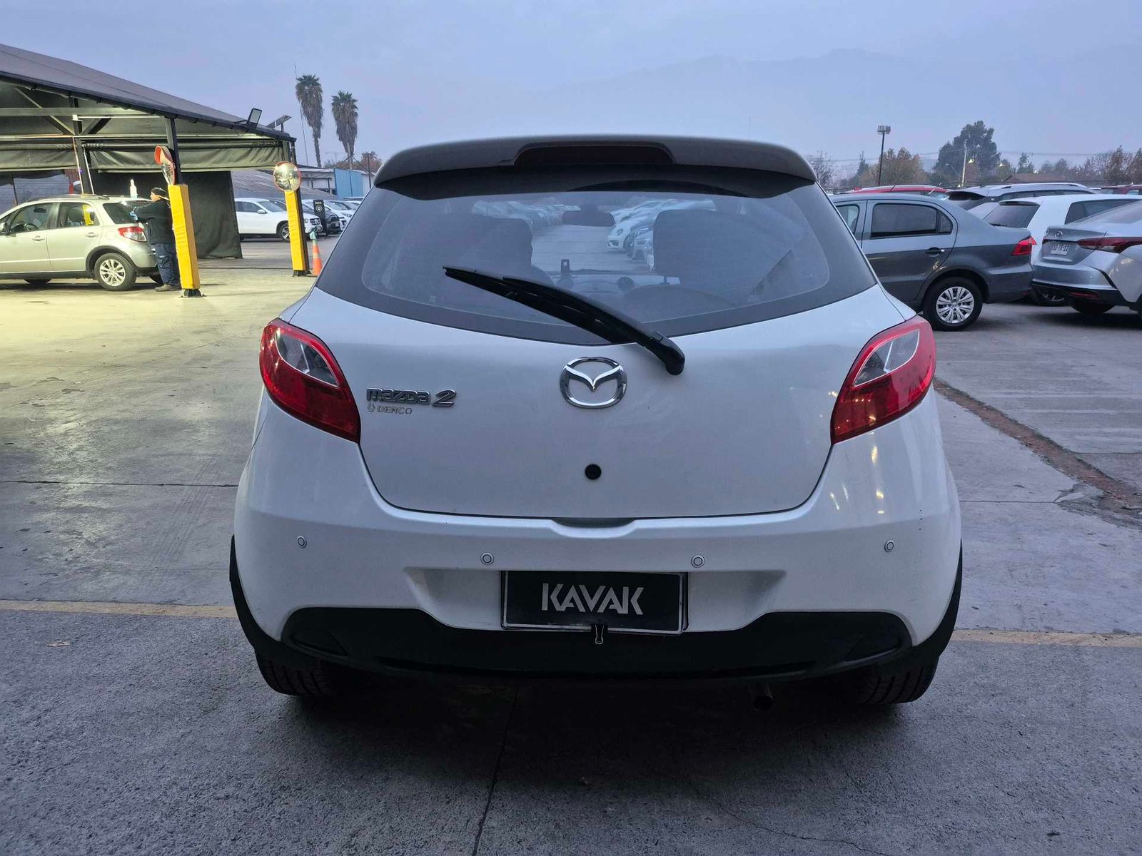 Mazda Mazda 2 2010 - Imagen 4 de 4