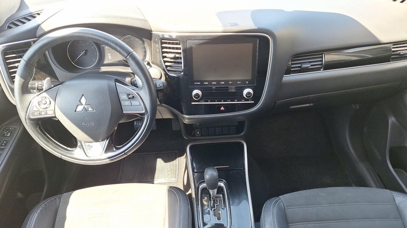 Mitsubishi Outlander 2022 - Imagen 6 de 15