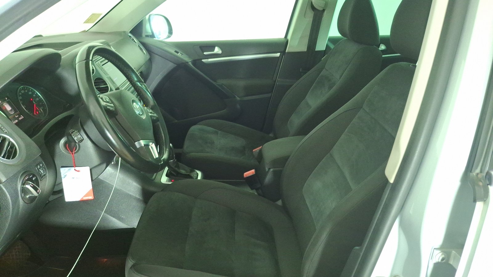 Volkswagen Tiguan 2016 - Imagen 13 de 16