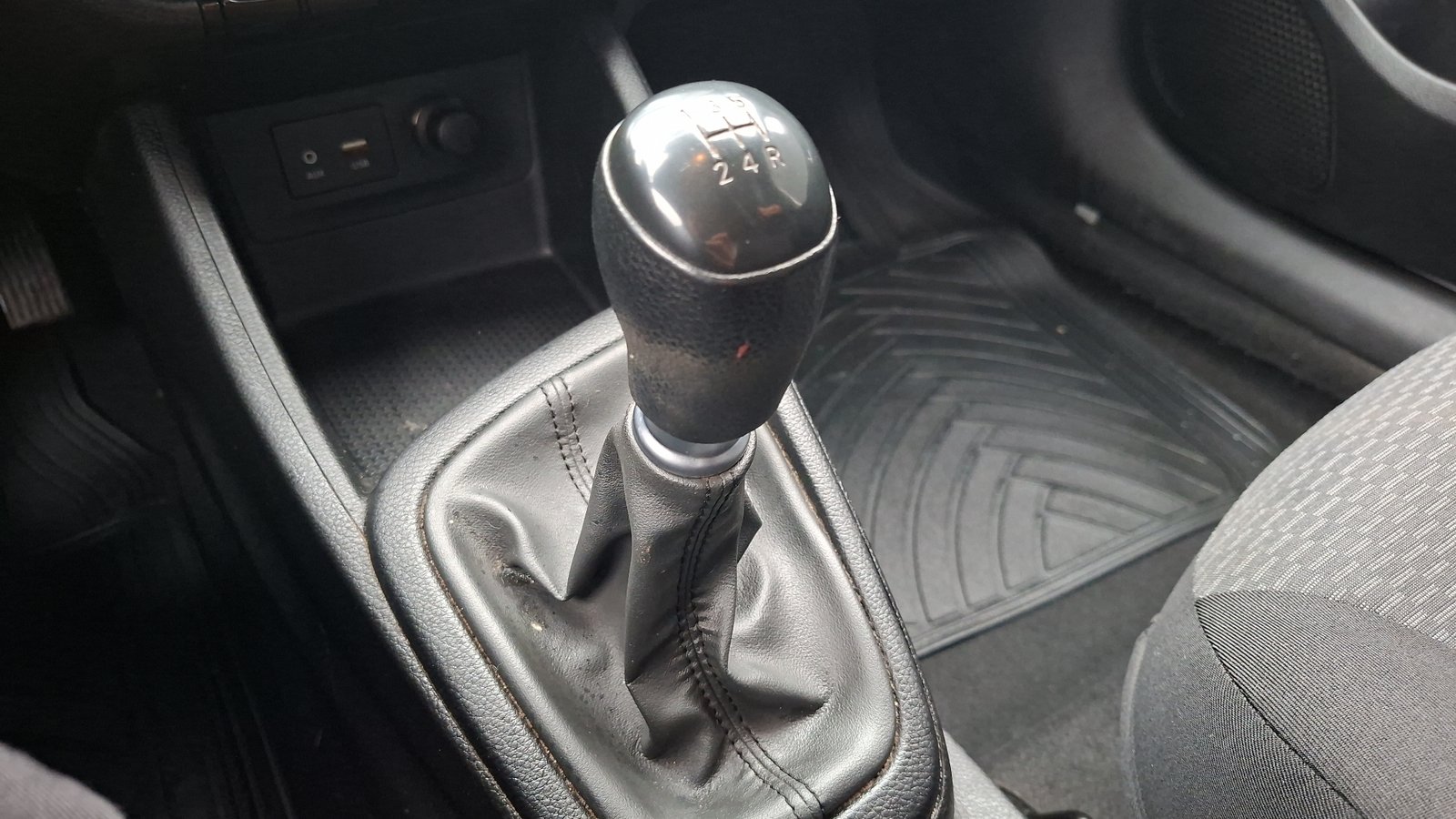Hyundai VERNA 2021 - Imagen 11 de 15