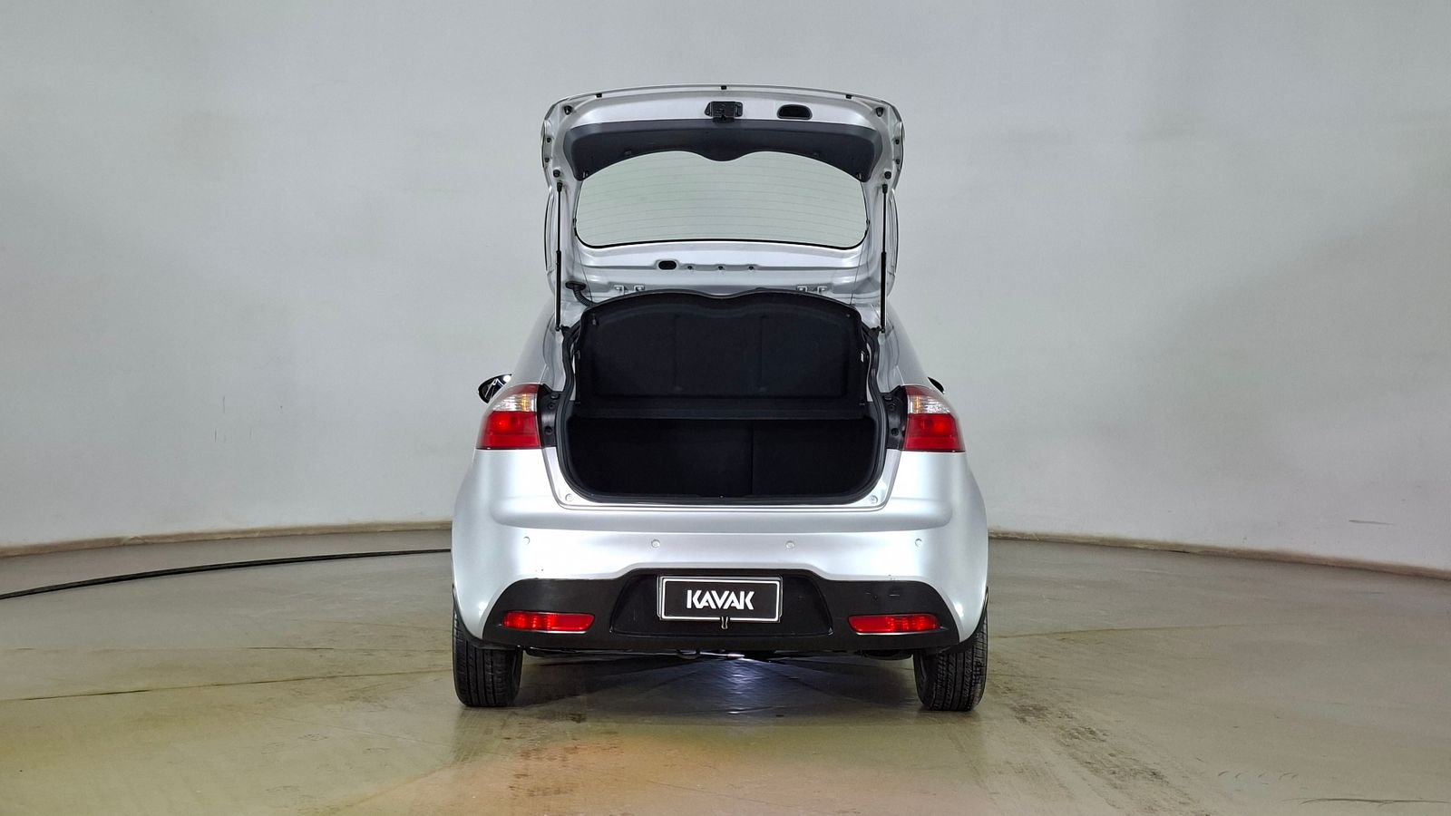 Kia RIO 3 2015 - Imagen 6 de 16