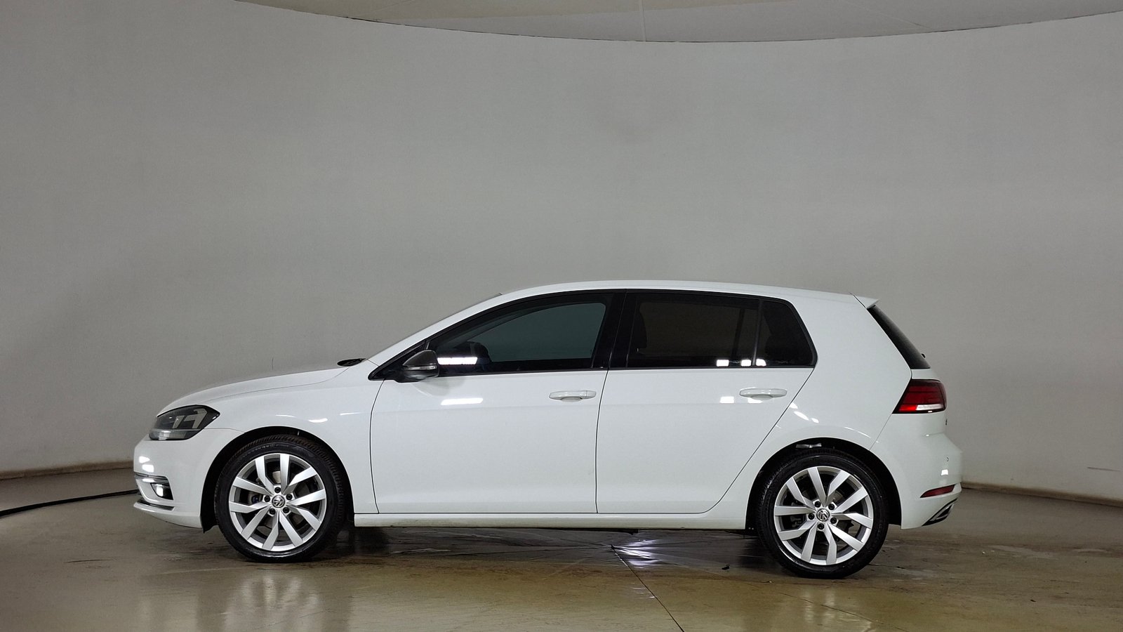 Volkswagen Golf 2020 - Imagen 7 de 17