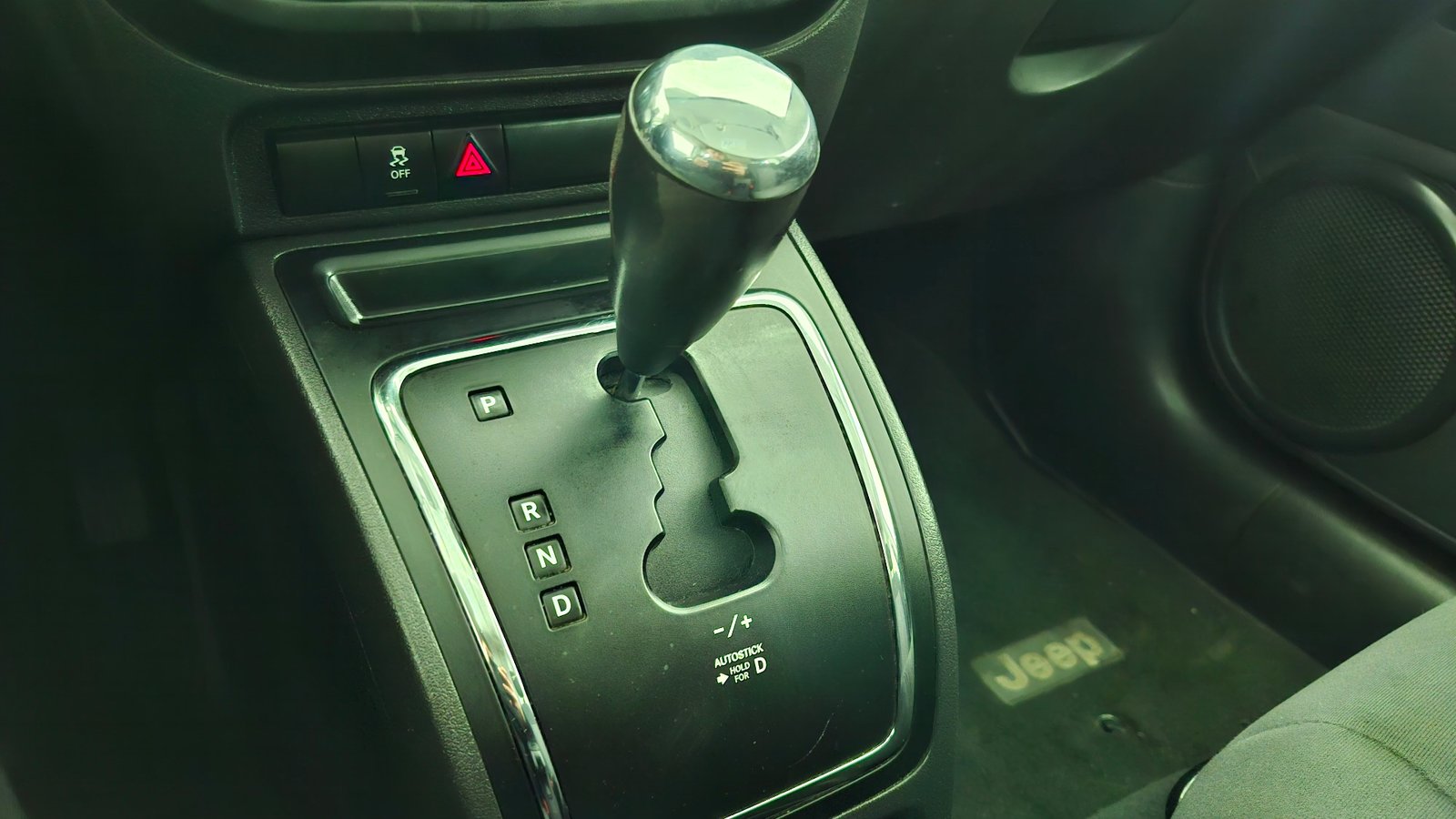 Jeep Compass 2012 - Imagen 12 de 16
