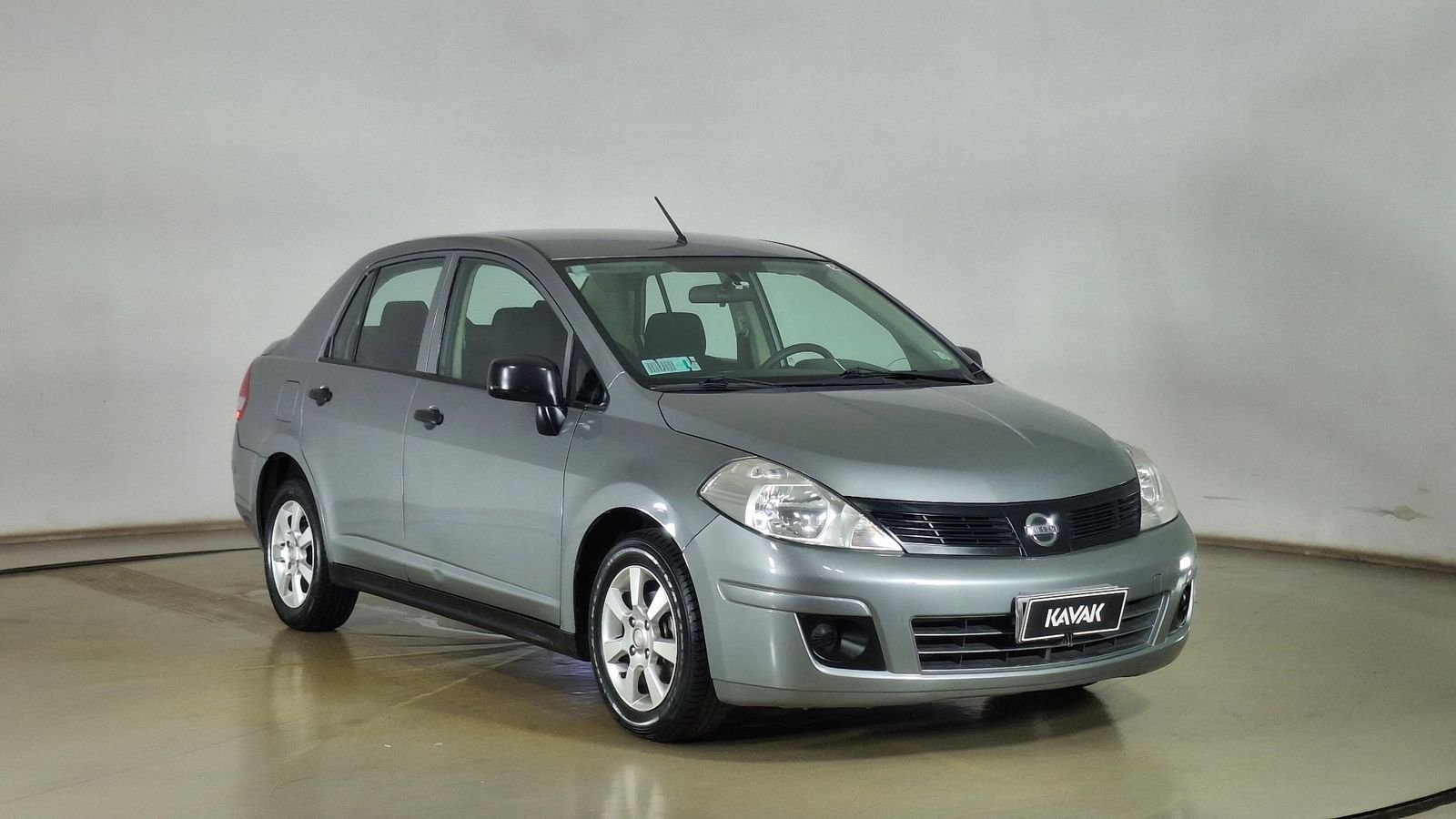 Nissan Tiida 2013 - Imagen 3 de 16
