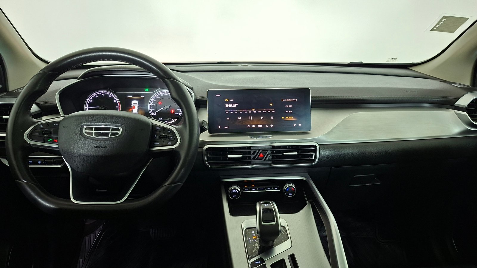 Geely Coolray 2022 - Imagen 8 de 18