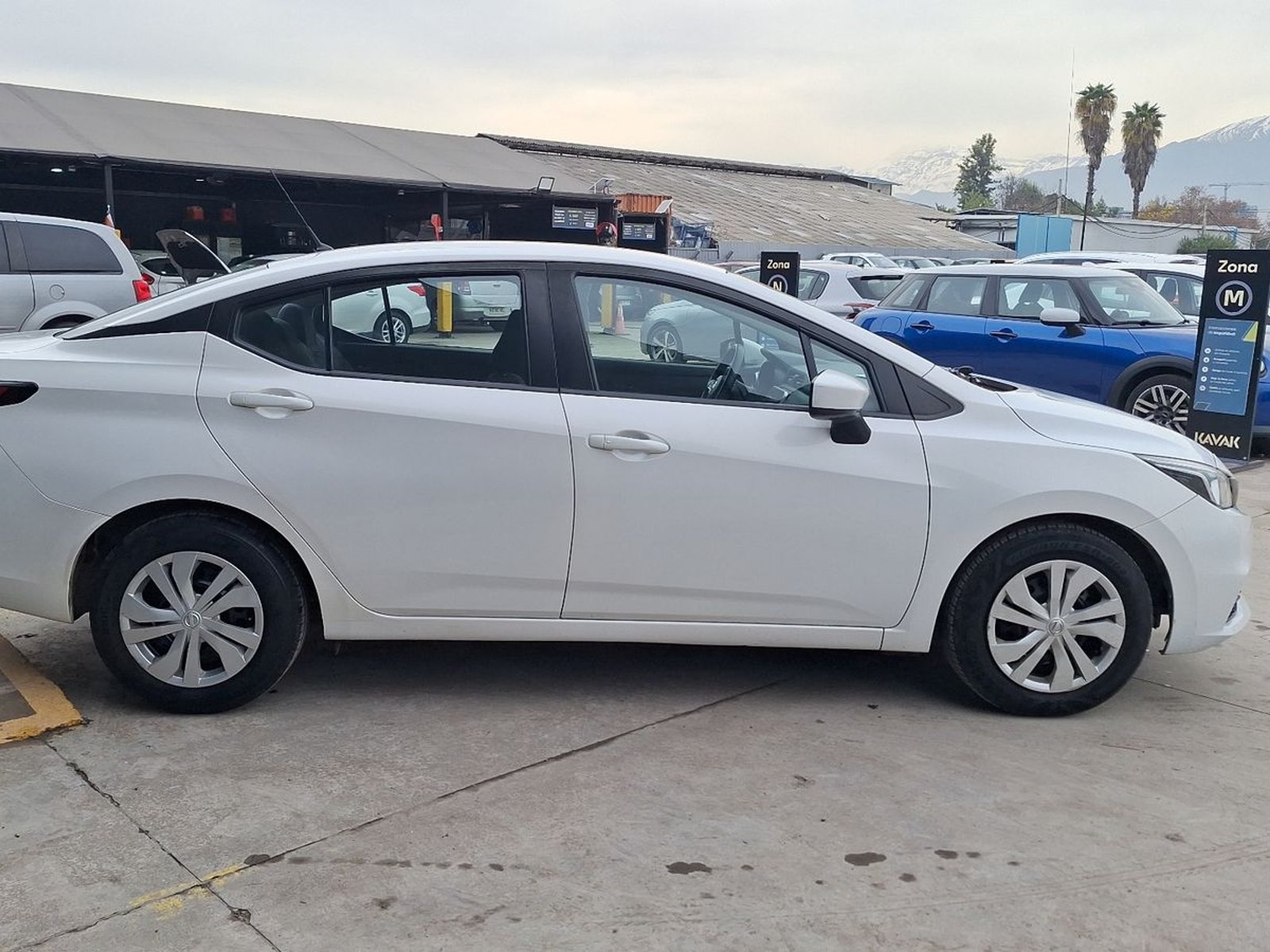 Nissan Versa 2020 - Foto 5 de 14